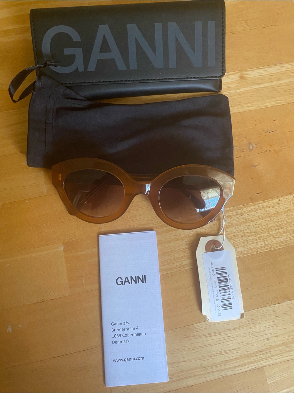 GANNI Brown Round Cat-Eye Sunglasses NWT